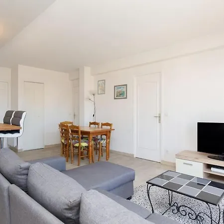 Le France -rare, 6 Couchages, Clim, Wifi, 2 Sdb, 2wc, Parking Apartment Antibes