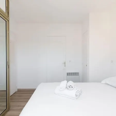 Le France -rare, 6 Couchages, Clim, Wifi, 2 Sdb, 2wc, Parking *