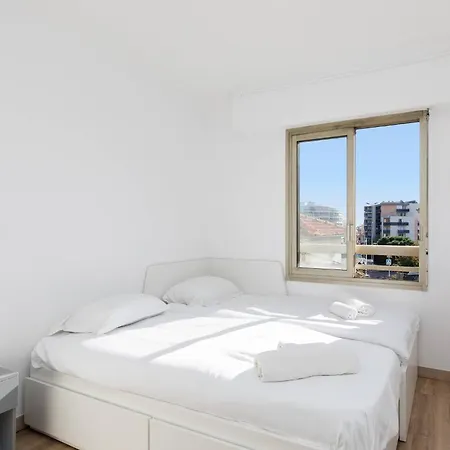 Διαμέρισμα Le France -rare, 6 Couchages, Clim, Wifi, 2 Sdb, 2wc, Parking Αντίμπ