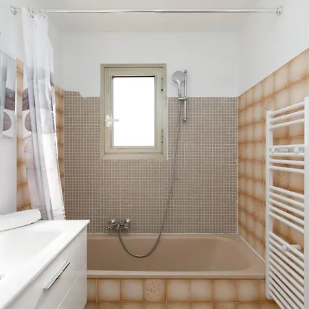 Le France -rare, 6 Couchages, Clim, Wifi, 2 Sdb, 2wc, Parking Διαμέρισμα